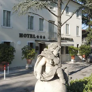 https://hotel-magnolia-preganziol.hotelinveneto.com
