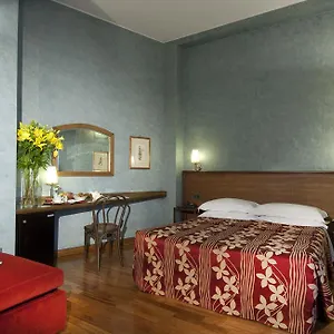 ariosto-hotel.italymilanhotels.net/