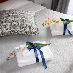 La & Bed & Breakfast